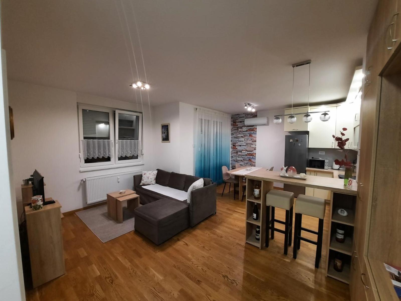 Lux Advent Apartment ซูโบติกา ภายนอก รูปภาพ